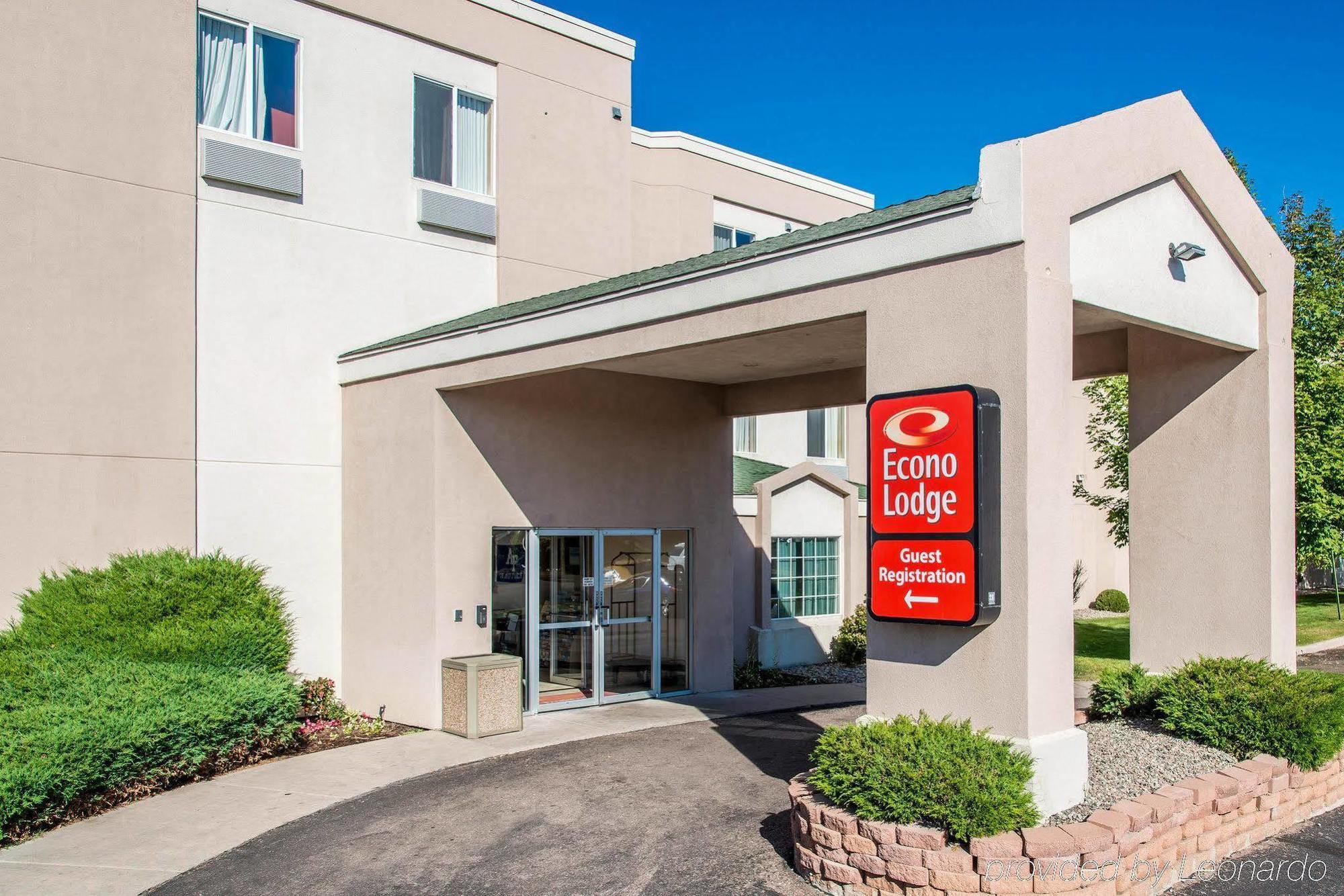 Econo Lodge North Academy Colorado Springs Exterior photo